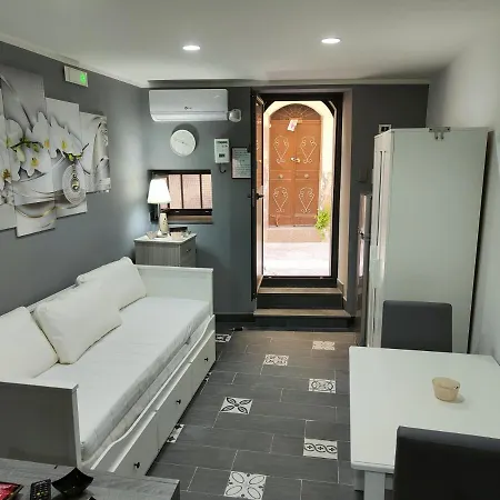 Diamond House Apartment