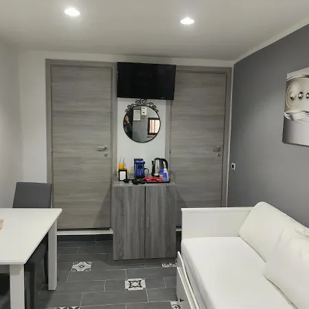 Diamond House Apartment