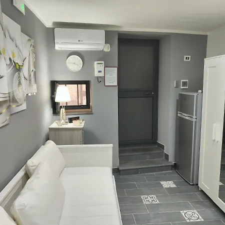 Diamond House Apartment *